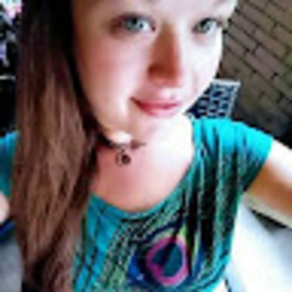 Meet your Posher, Candace